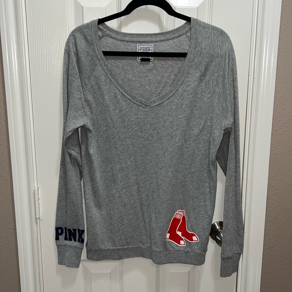 PINK Victoria’s Secret MLB Gray Boston Red Socks Long Sleeve Shirt
